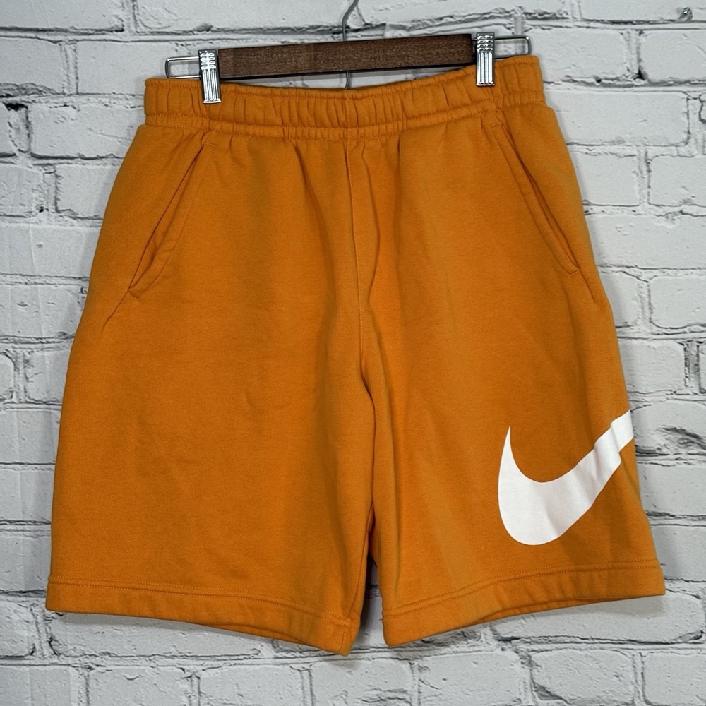Nike Mens S Club Shorts Brushed Fleece Graphic Swoosh Orange BV2721-886 NWOT